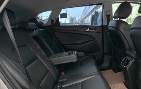 Hyundai Tucson III, 2019 год, 2 484 600 рублей, 7 фотография