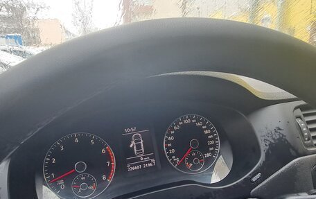 Volkswagen Jetta VI, 2013 год, 990 000 рублей, 1 фотография