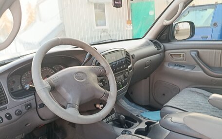 Toyota Sequoia II рестайлинг, 2001 год, 1 250 000 рублей, 17 фотография