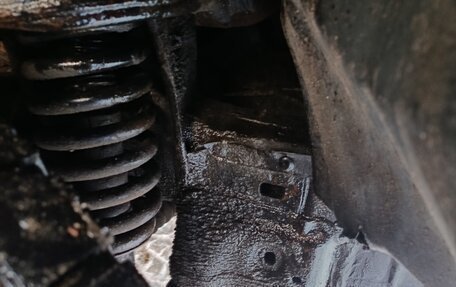 Toyota Sequoia II рестайлинг, 2001 год, 1 250 000 рублей, 28 фотография