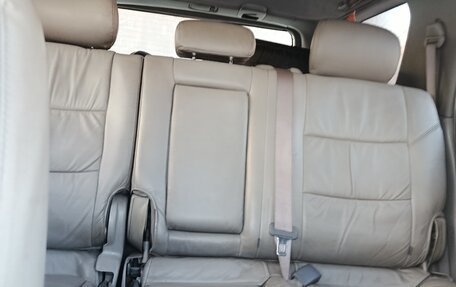 Toyota Sequoia II рестайлинг, 2001 год, 1 250 000 рублей, 20 фотография