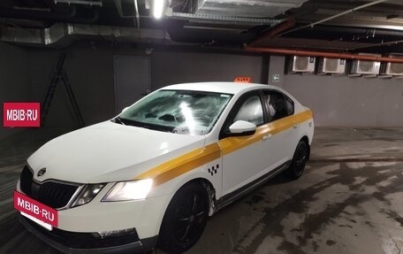 Skoda Octavia, 2020 год, 1 300 000 рублей, 4 фотография
