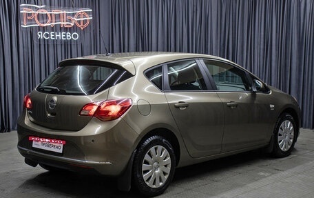 Opel Astra J, 2013 год, 898 000 рублей, 5 фотография