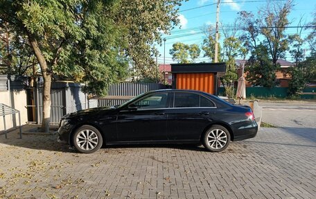 Mercedes-Benz E-Класс, 2019 год, 1 950 000 рублей, 6 фотография