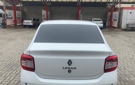 Renault Logan II, 2022 год, 1 330 000 рублей, 2 фотография