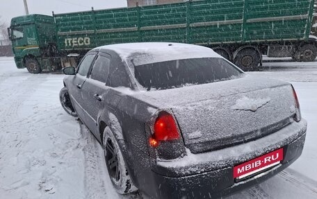 Chrysler 300C II, 2004 год, 880 000 рублей, 6 фотография