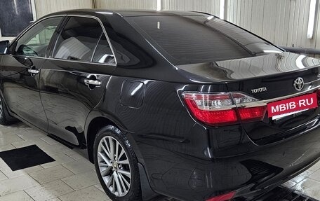Toyota Camry, 2016 год, 2 200 000 рублей, 4 фотография