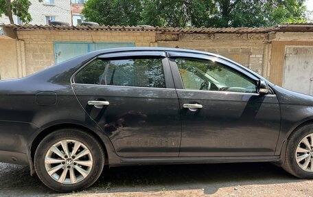 Volkswagen Jetta VI, 2006 год, 850 000 рублей, 8 фотография
