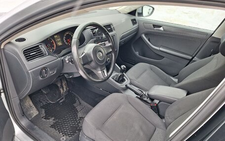 Volkswagen Jetta VI, 2013 год, 965 000 рублей, 8 фотография