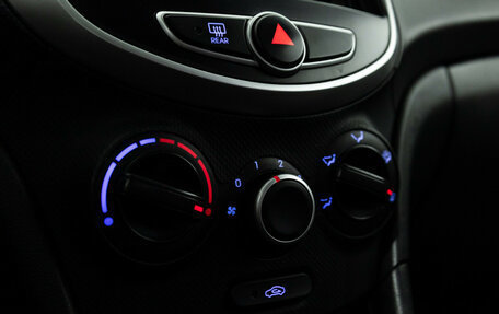 Hyundai Solaris II рестайлинг, 2011 год, 499 777 рублей, 15 фотография