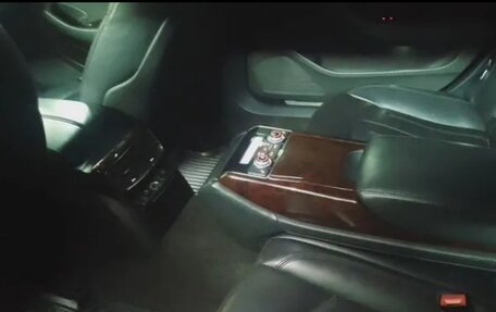 Audi A8, 2012 год, 1 350 000 рублей, 6 фотография