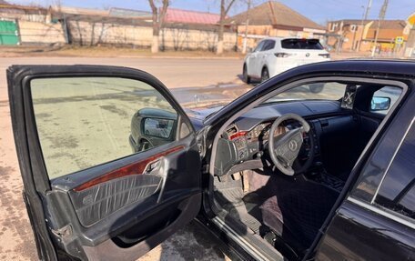 Mercedes-Benz E-Класс, 1997 год, 340 000 рублей, 8 фотография