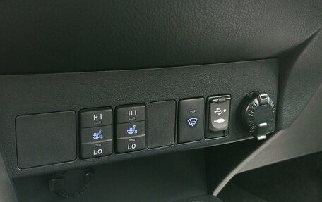 Toyota RAV4, 2014 год, 1 720 000 рублей, 14 фотография