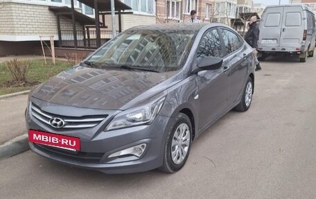 Hyundai Solaris II рестайлинг, 2015 год, 1 300 000 рублей, 9 фотография