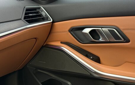 BMW 3 серия, 2020 год, 4 500 000 рублей, 19 фотография