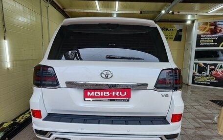 Toyota Land Cruiser 200, 2015 год, 4 500 000 рублей, 18 фотография