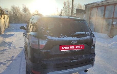 Ford Escape III, 2016 год, 1 350 000 рублей, 5 фотография