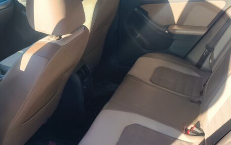 Volkswagen Jetta VI, 2012 год, 760 000 рублей, 9 фотография