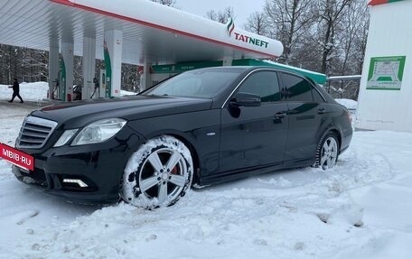 Mercedes-Benz E-Класс, 2011 год, 1 550 000 рублей, 3 фотография