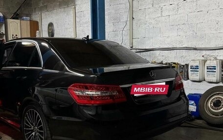 Mercedes-Benz E-Класс, 2011 год, 1 550 000 рублей, 9 фотография