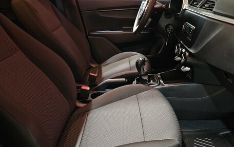 KIA Rio IV, 2021 год, 1 399 000 рублей, 13 фотография