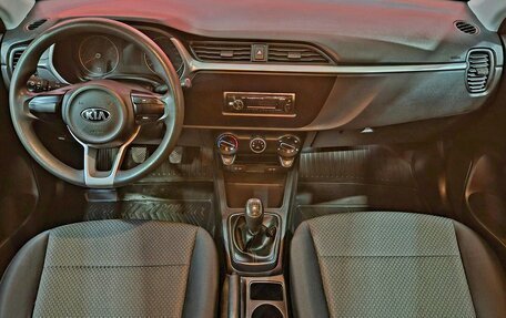 KIA Rio IV, 2021 год, 1 399 000 рублей, 9 фотография