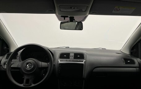 Volkswagen Polo VI (EU Market), 2013 год, 649 000 рублей, 22 фотография