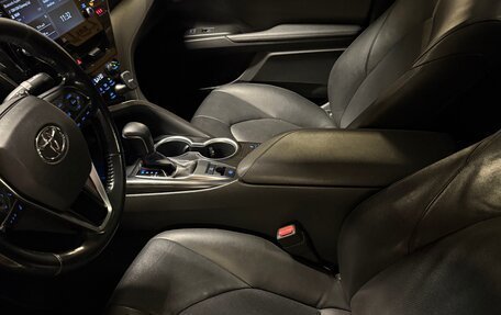 Toyota Camry, 2021 год, 2 999 999 рублей, 1 фотография