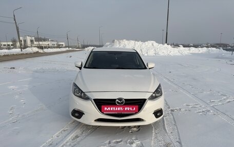 Mazda 3, 2015 год, 1 300 000 рублей, 2 фотография