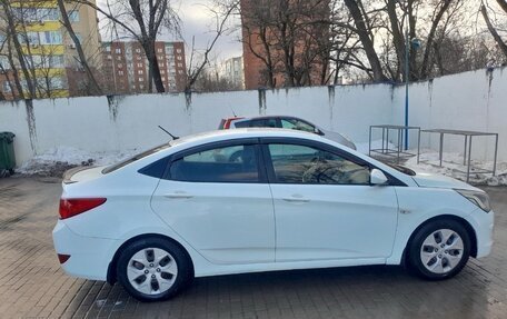 Hyundai Solaris II рестайлинг, 2016 год, 850 000 рублей, 4 фотография