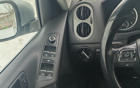 Volkswagen Tiguan I, 2010 год, 1 200 000 рублей, 10 фотография