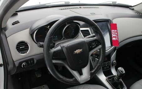 Chevrolet Cruze II, 2011 год, 785 000 рублей, 8 фотография