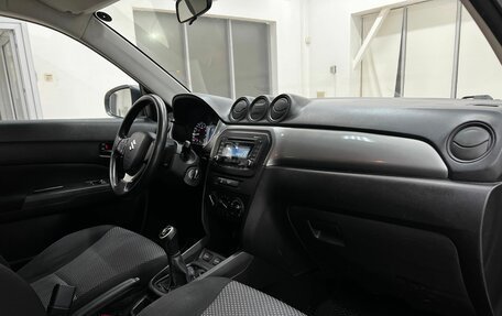 Suzuki Vitara II рестайлинг, 2016 год, 1 160 000 рублей, 27 фотография