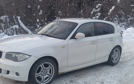 BMW 1 серия, 2010 год, 700 000 рублей, 7 фотография