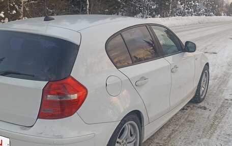 BMW 1 серия, 2010 год, 700 000 рублей, 5 фотография