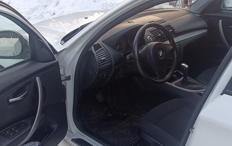 BMW 1 серия, 2010 год, 700 000 рублей, 9 фотография