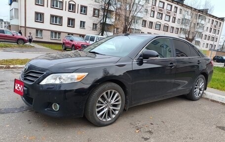 Toyota Camry, 2011 год, 1 250 000 рублей, 1 фотография