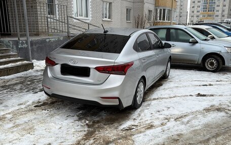 Hyundai Solaris II рестайлинг, 2018 год, 1 390 000 рублей, 4 фотография