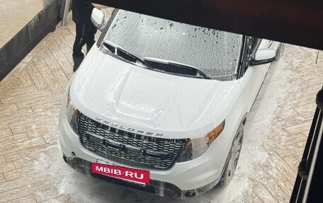 Ford Explorer VI, 2013 год, 1 730 000 рублей, 6 фотография