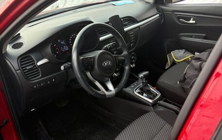 KIA Rio IV, 2018 год, 1 640 000 рублей, 10 фотография