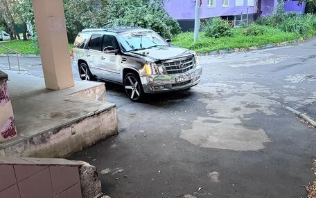Cadillac Escalade III, 2012 год, 2 400 000 рублей, 2 фотография