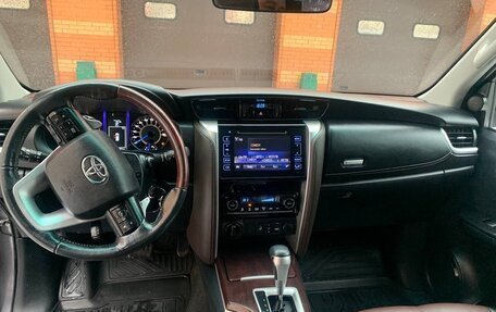 Toyota Fortuner II, 2018 год, 2 750 000 рублей, 13 фотография