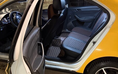 Skoda Rapid I, 2015 год, 830 000 рублей, 24 фотография