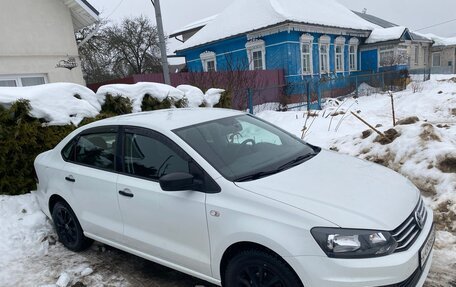 Volkswagen Polo VI (EU Market), 2015 год, 1 350 000 рублей, 2 фотография