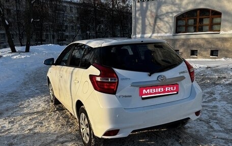 Toyota Yaris XP150 рестайлинг, 2021 год, 1 350 000 рублей, 8 фотография