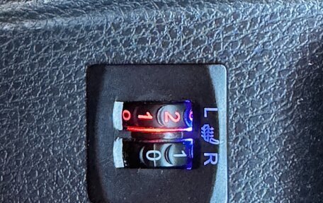 Toyota Yaris XP150 рестайлинг, 2021 год, 1 350 000 рублей, 16 фотография