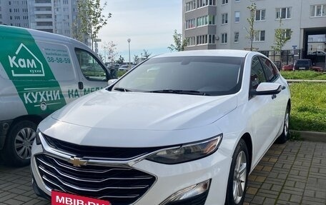 Chevrolet Malibu IX, 2020 год, 1 350 000 рублей, 5 фотография