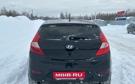 Hyundai Solaris II рестайлинг, 2013 год, 550 000 рублей, 4 фотография