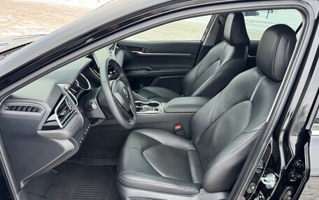 Toyota Camry, 2021 год, 3 650 000 рублей, 15 фотография