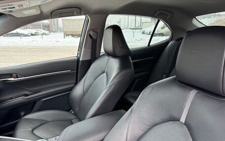 Toyota Camry, 2021 год, 3 650 000 рублей, 24 фотография